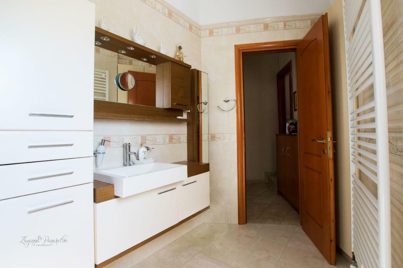 Evdoxia'S Apartment Karpathos Bagian luar foto